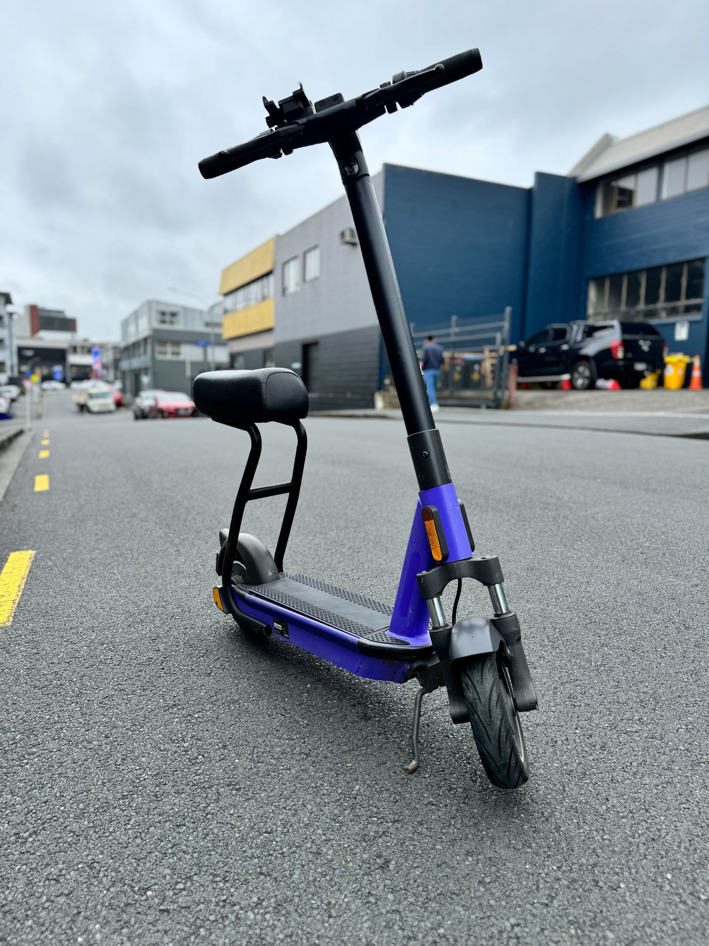 Beam Seated E-Scooter