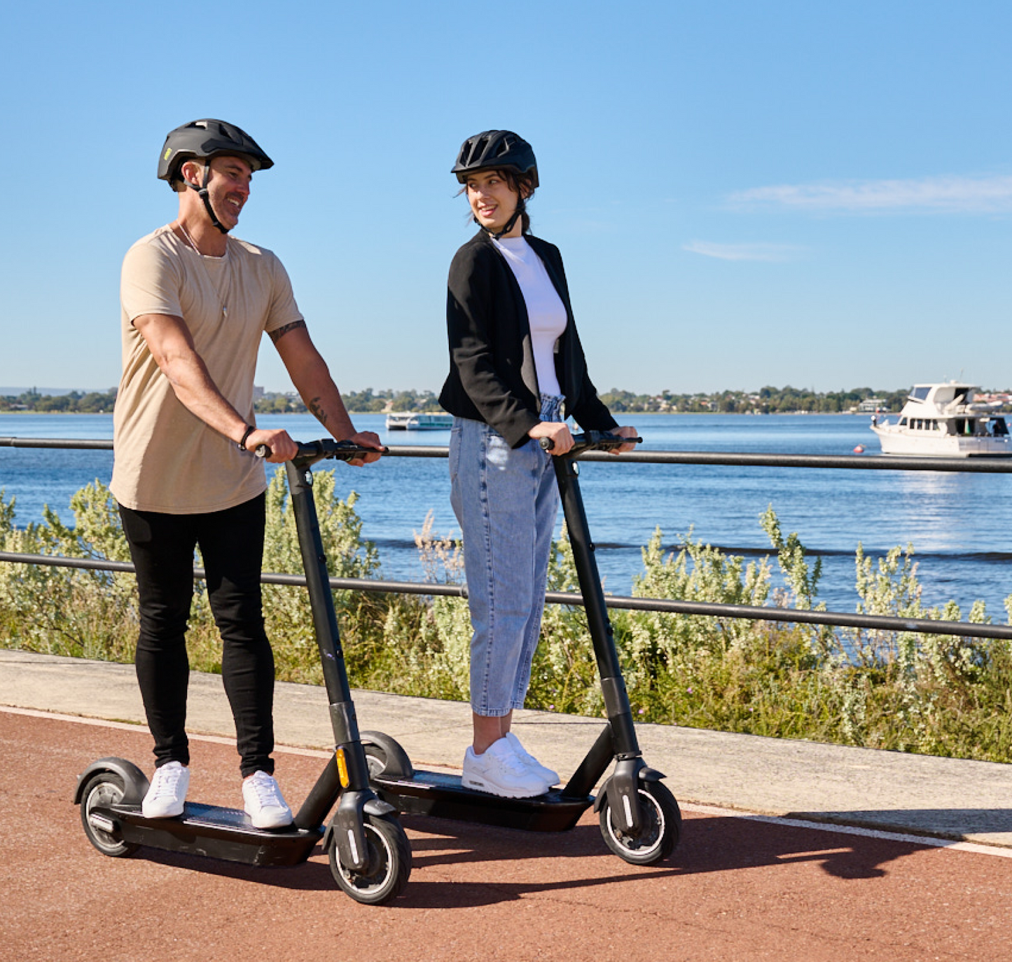 Beam Seated E-Scooter